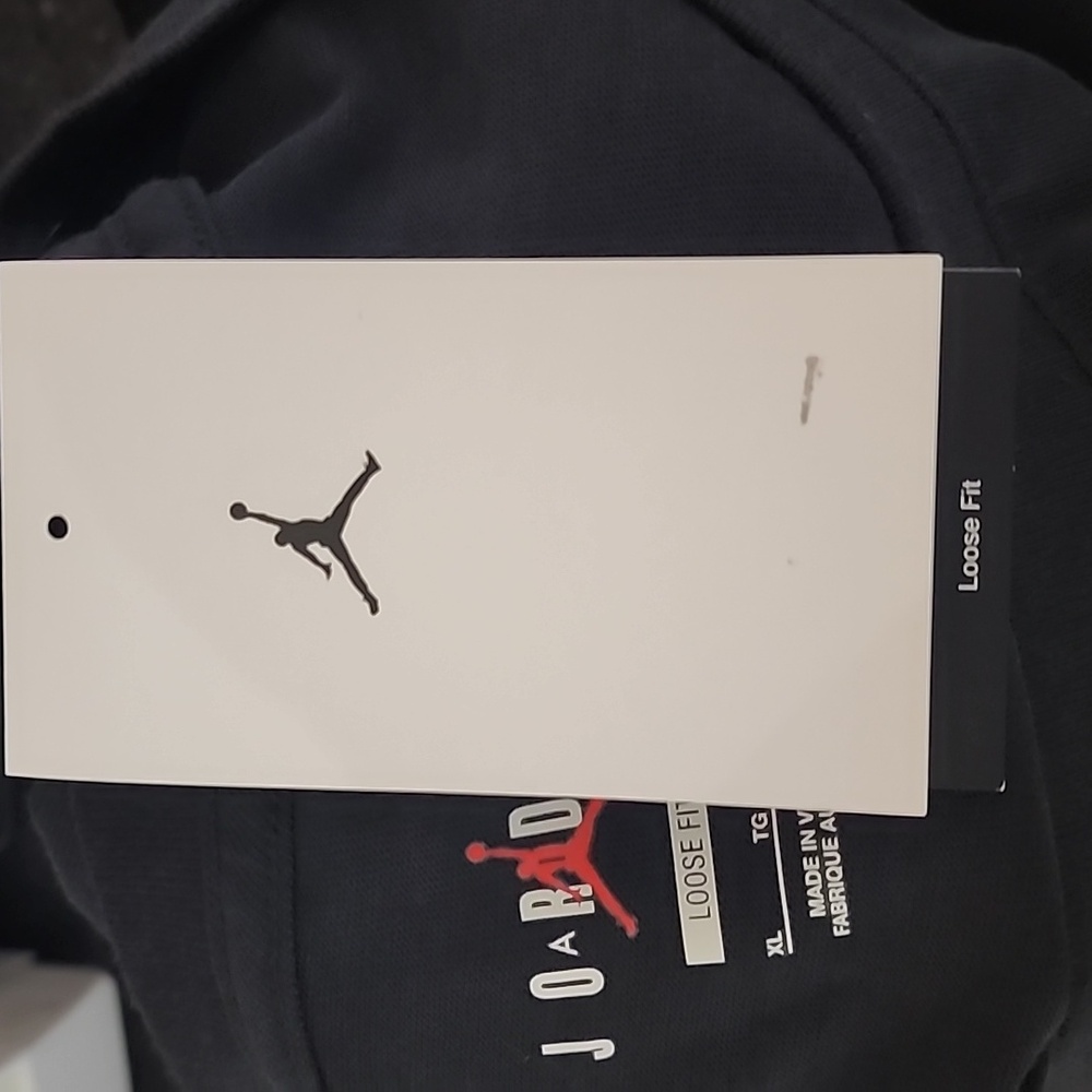 Nike Air Jordan Heritage Logo Short Sleeve Loose Fit Black Tee Shirt Brand New - Picture 13 of 13